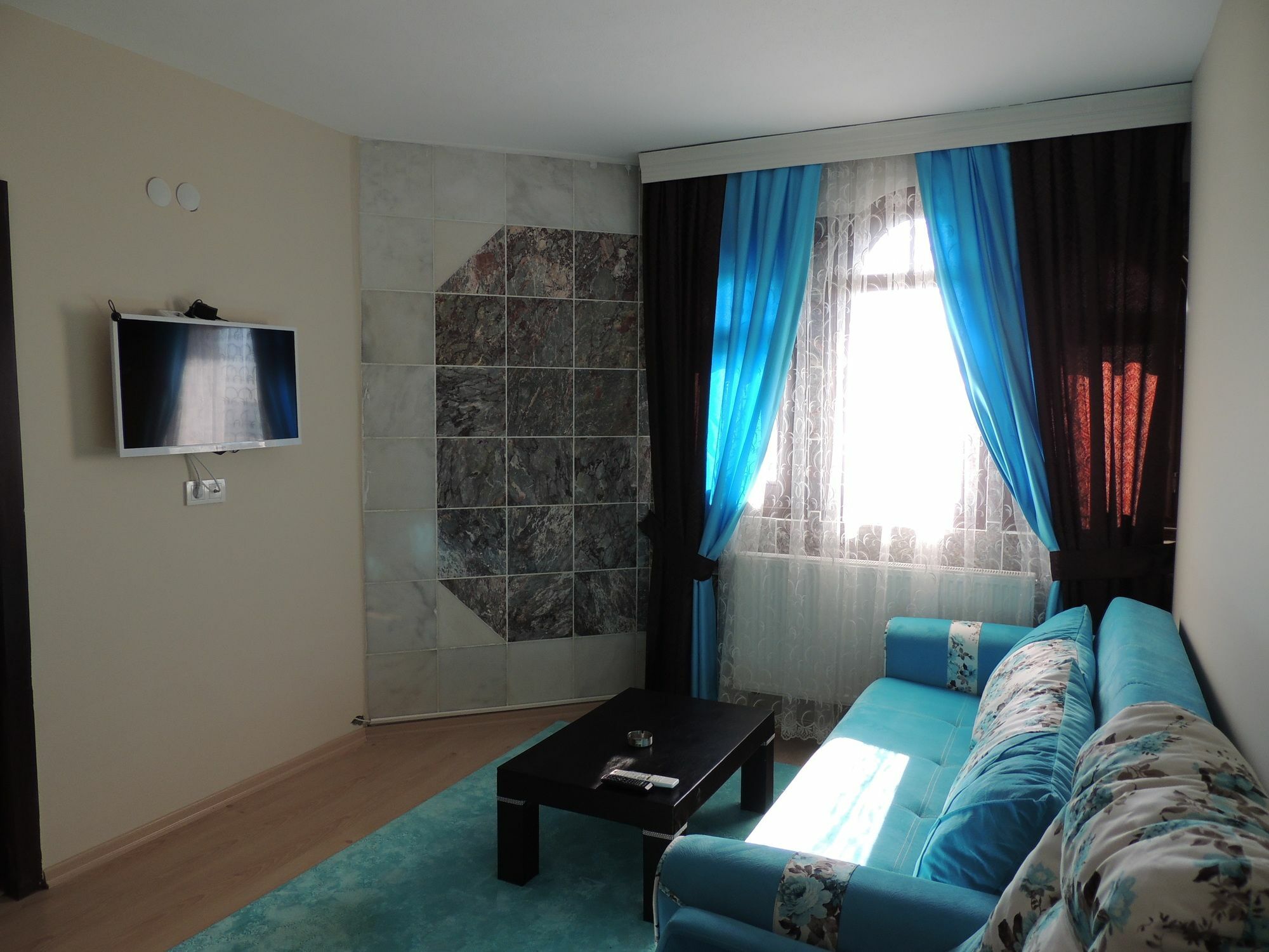 Haznedar Koeskue Aparthotel Büyükçekmece Kültér fotó